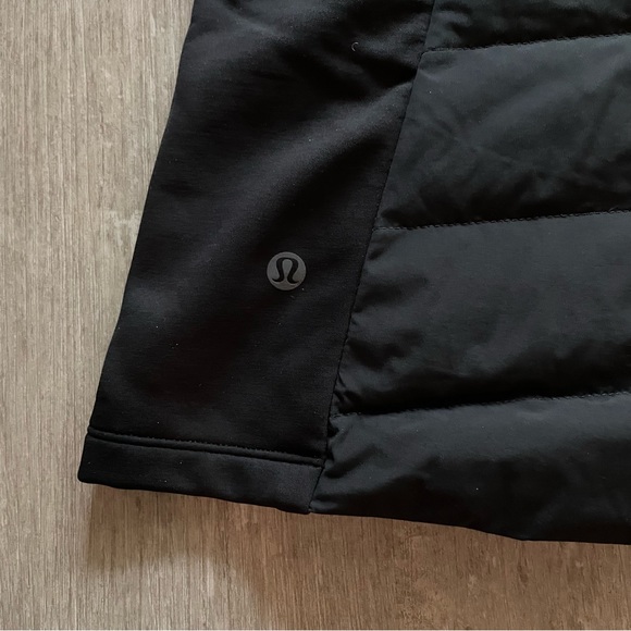 Lululemon Down for It All Vest in Black 700 fill down puffer - Picture 8 of 8
